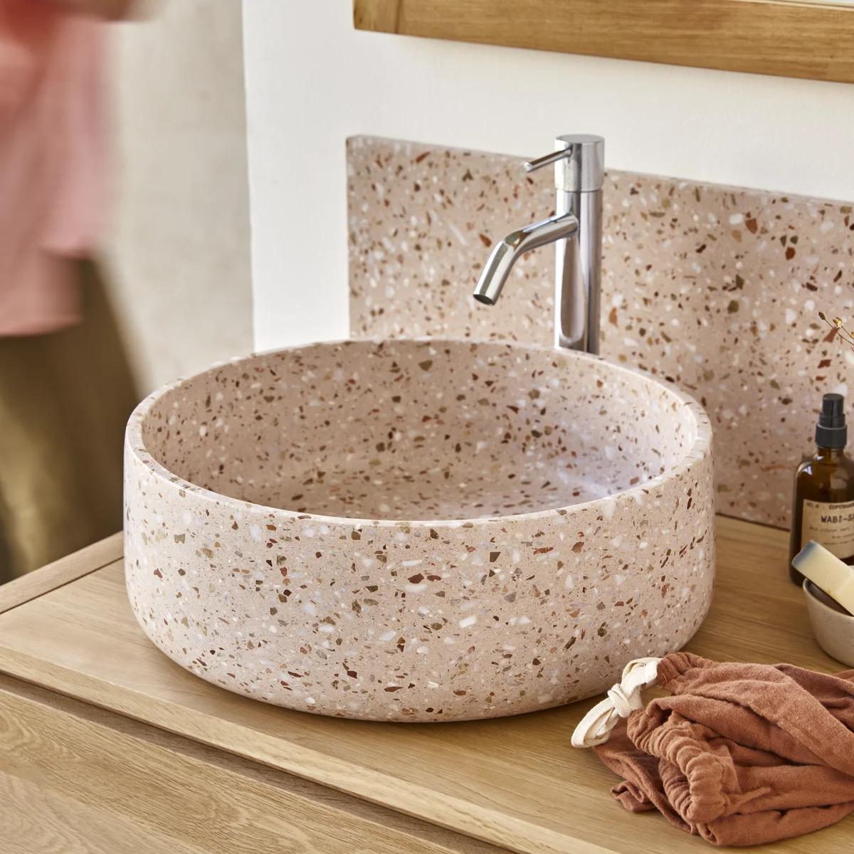 Vasque ronde MILOS en terrazzo premium pink pas cher - Vente Flash Table Basse Tikamoon