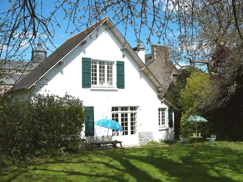 Abritel Location Bretagne Plénée-Jugon - Cottage de Charme avec grand jardin calme dans un village