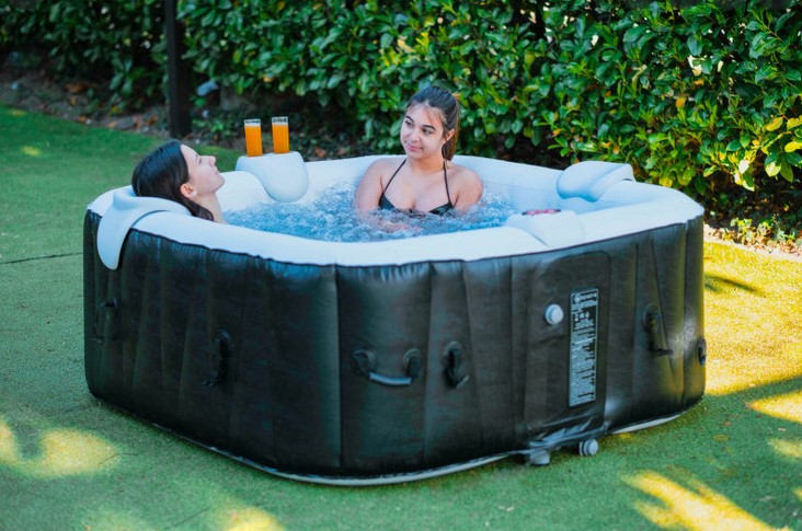 Spa gonflable carré AC01 OSPAZIA 4 personnes pas cher - Spa Jacuzzi Conforama