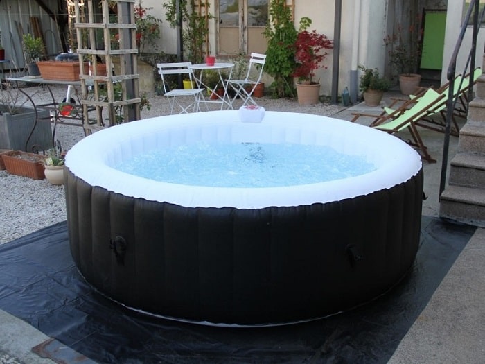 Spa gonflable rond AquaZendo Bulles 6 places pas cher - Soldes Spa gonflable JardiDeco