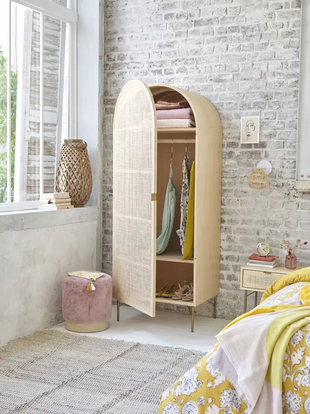 Armoire SOLSTICE 1 porte cannage en rotin - Maisons du Monde