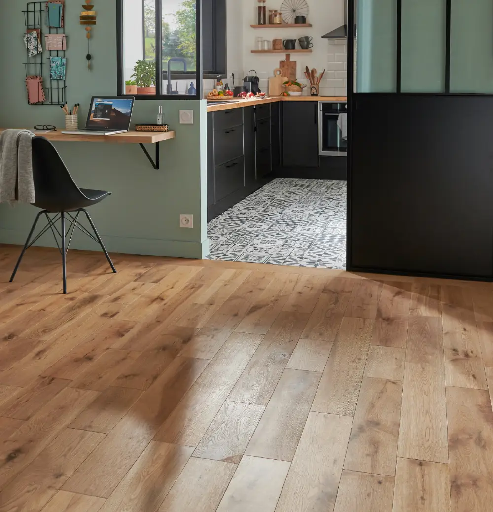 Parquet massif clipsable YSTAD L en chêne huilé blond