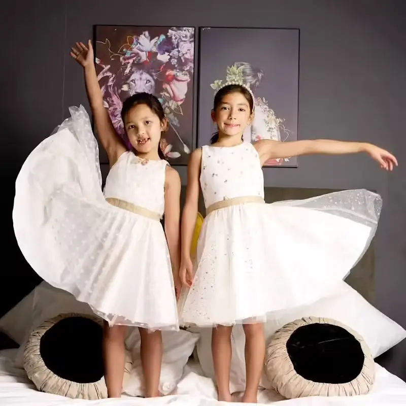Robe de cérémonie Fille HEPBURN La Faute à Voltaire Tulle à paillettes blanche or