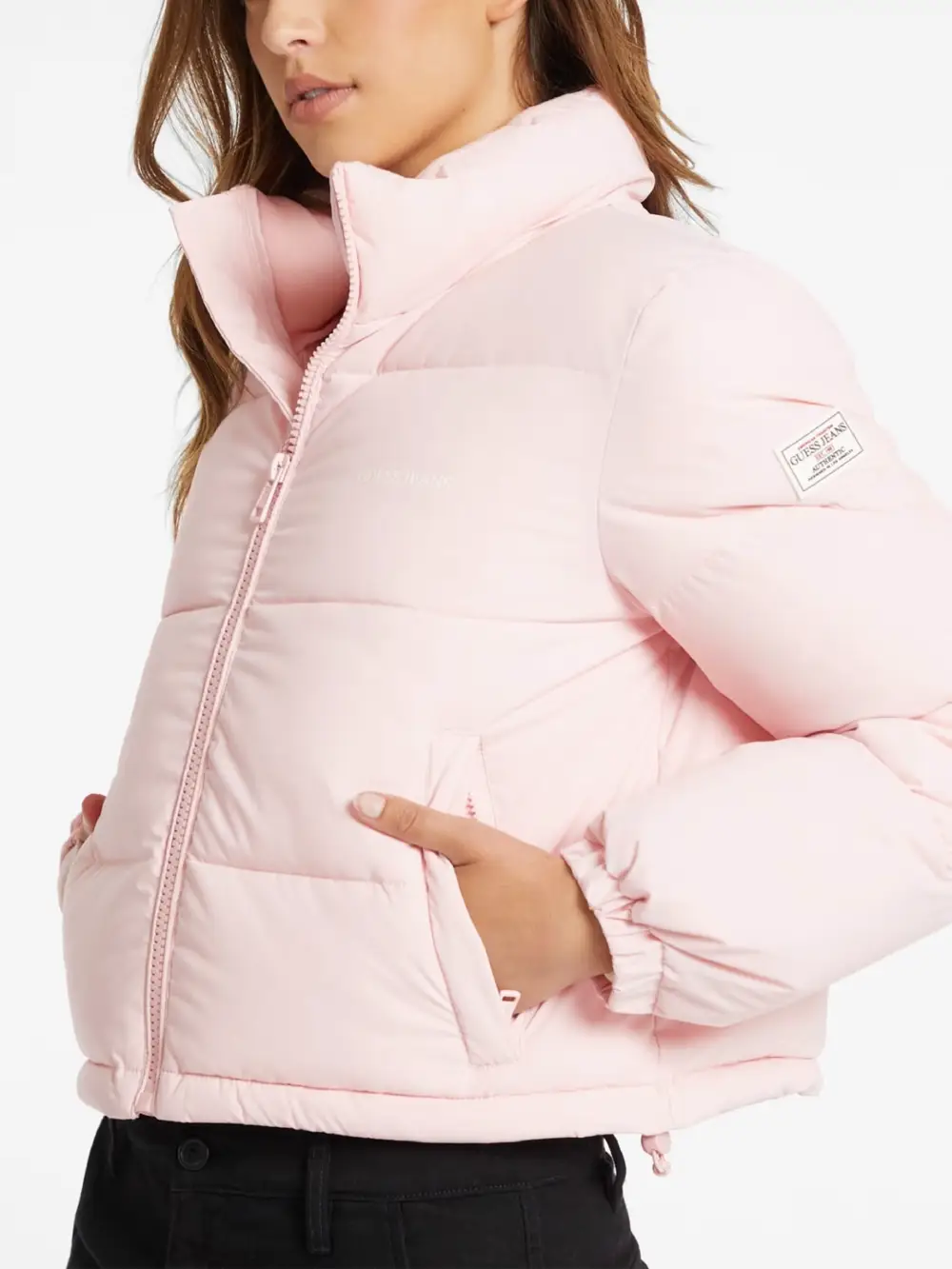 Veste Doudoune Courte Femme GUESS JEANS Rose Clair : Un Must-Have pour l’Hiver