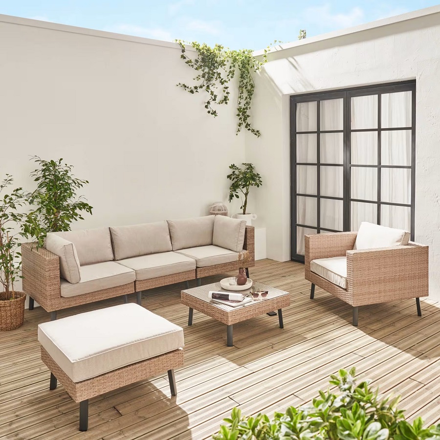 Salon de jardin ALBA 5 places en résine tressée plate beige - Maisons du Monde