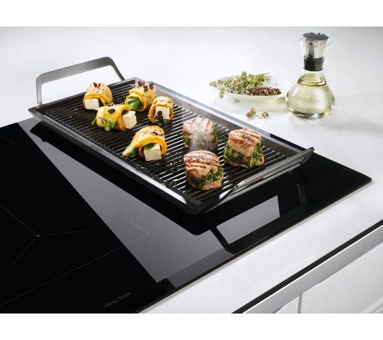 Table induction ELECTROLUX EIV73342 71cm noir