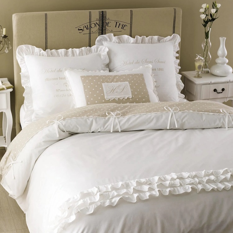 Parure de lit SANS SOUCI en coton blanche 240 x 260 cm - Maisons du Monde