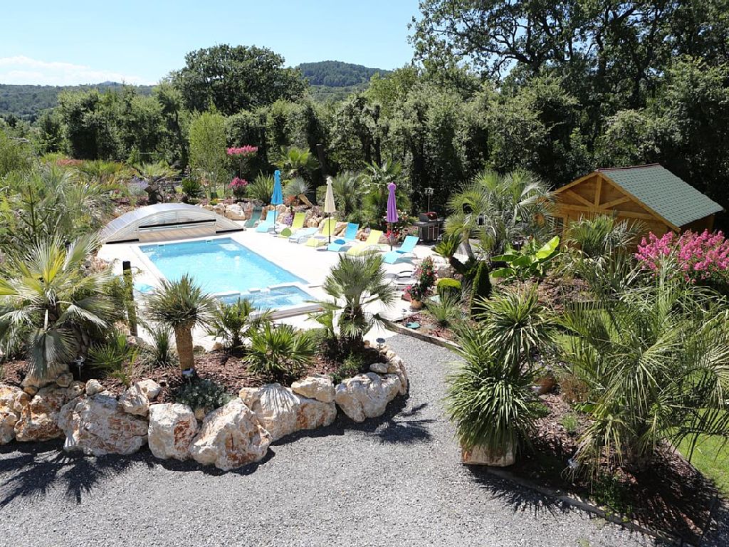 Location vacances maison Anduze: Piscine avec SPA intégré 