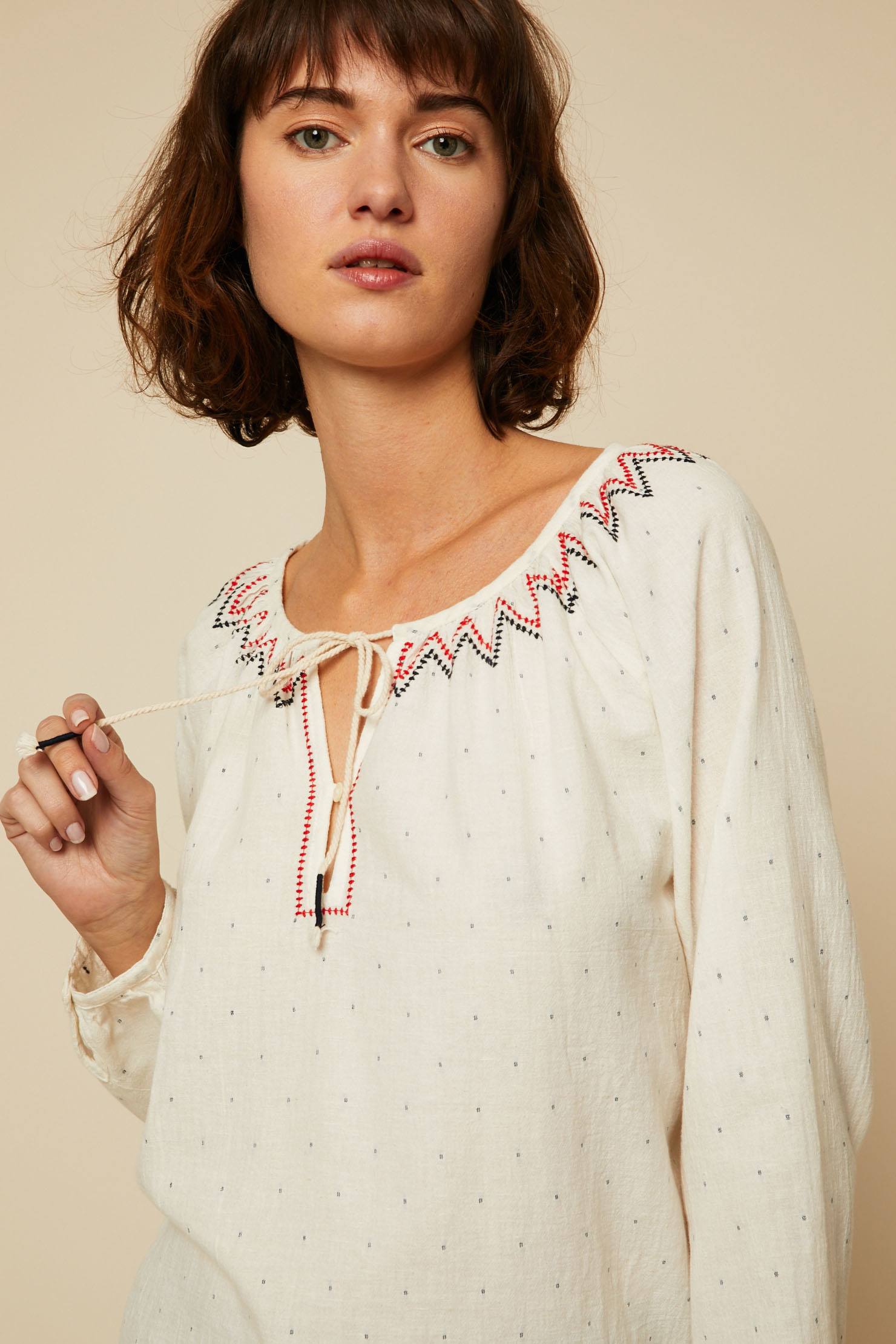 Hartford Hola Blouse brodée blanc - Baskets Femme Monshowroom