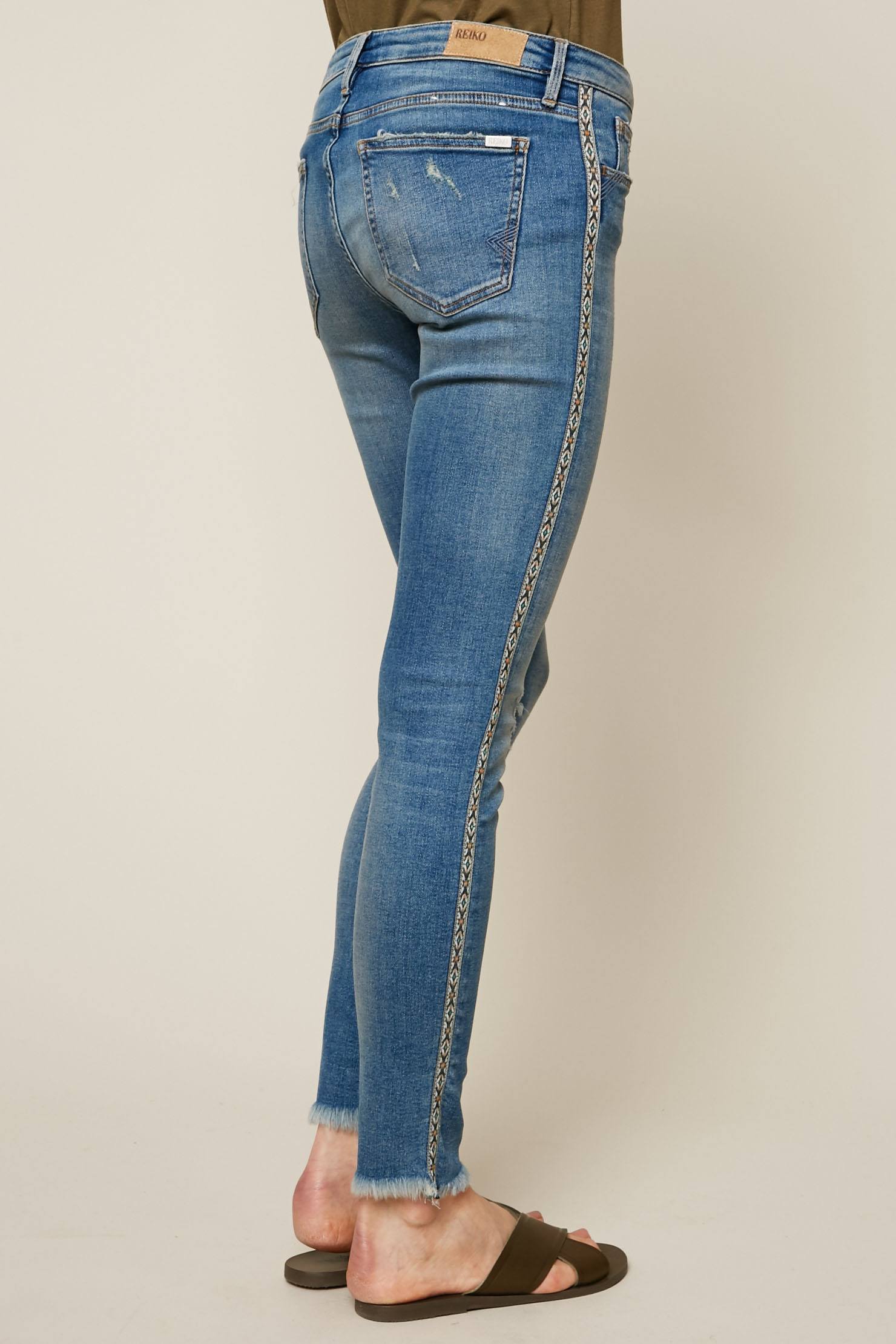 Reiko Lily Jean skinny délavé empiècement fantaisie bleu - Jeans Femme Monshowroom 