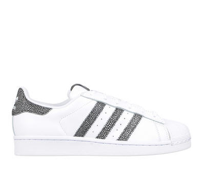 Baskets blanches cuir Superstar Adidas Originals détail tacheté