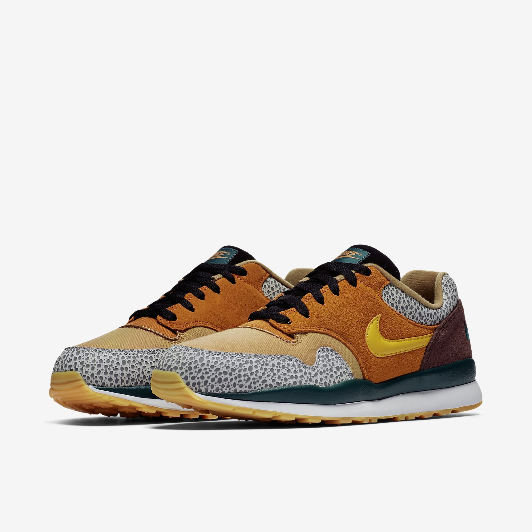 Nike Air Safari SE pas cher - Baskets Homme Nike