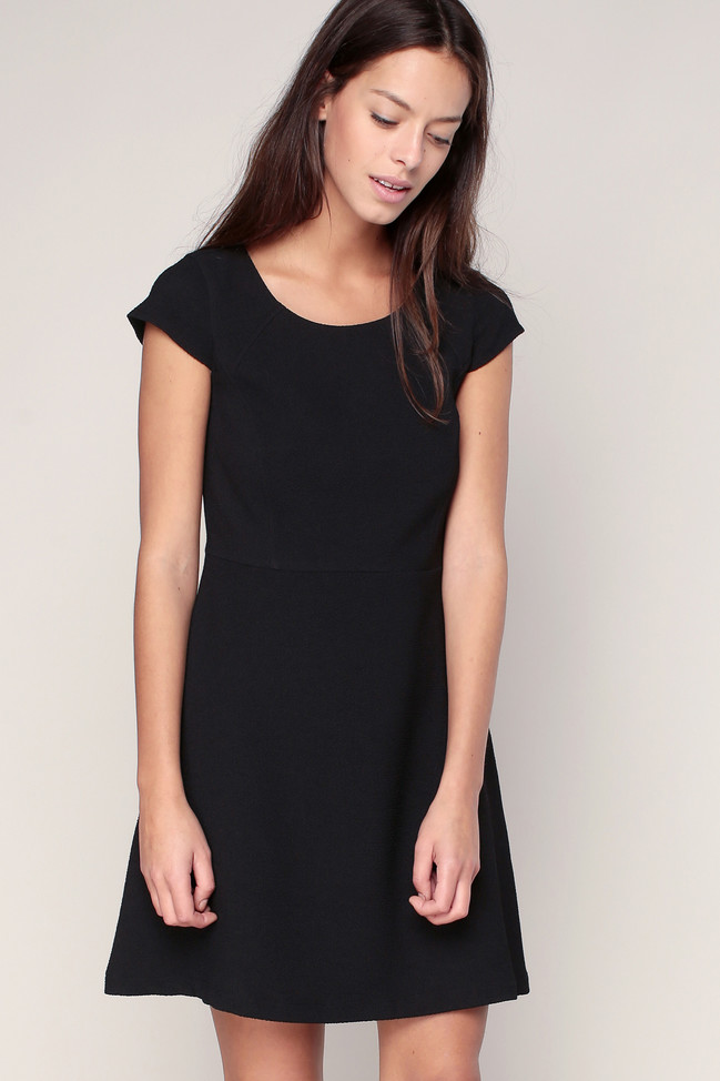 Robe noire texturée sans manches Lily 2two