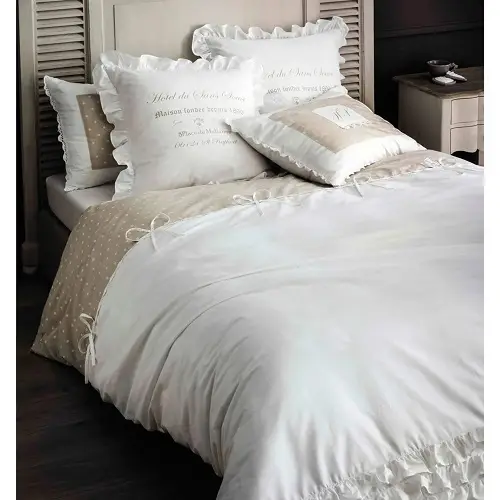 Parure de lit SANS SOUCI en coton blanche 240 x 260 cm - Linge de Lit Maisons du Monde